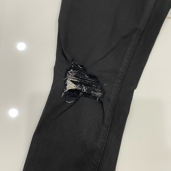 7 for all Mankind Skinny Ripped Jeans - Picture 12 of 16